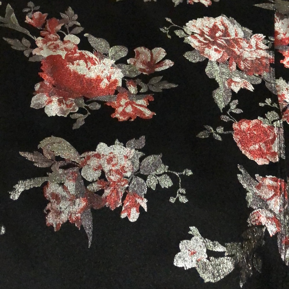 Fitted Floral Black Dress